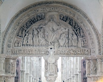 Vezelay Abbey (89), Santa Maria Magdalenan basilikan tärykalvo. 12. vuosisadalla tekijältä Romanesque