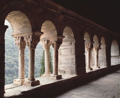 Näkymä luostarille tekijältä Romanesque