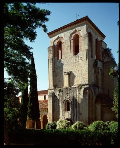 Näkymä kirkolle tekijältä Romanesque