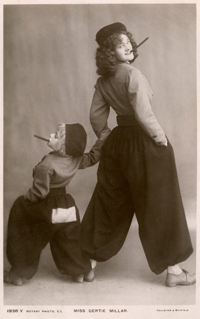Gertie Millar, brittiläinen näyttelijä ja laulaja, 1906. tekijältä Rotary Photo