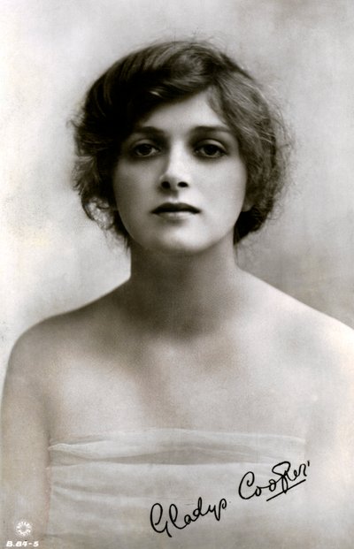 Gladys Cooper 1888-1971, englantilainen näyttelijä, 1900-luvun alku. tekijältä Rotary Photo