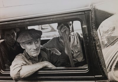 Untitled (Men in Truck) finlandès tekijältä Russell Lee