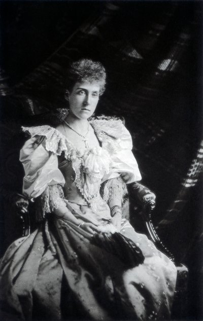 Schleswig-Holsteinin prinsessa Marie Louise 1872-1956, 1800-luvun loppu. tekijältä Russell and Sons