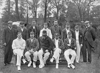 Etelä-Englannin XI-krikettijoukkue vs australialaiset, c1899 tekijältä Russell and Sons
