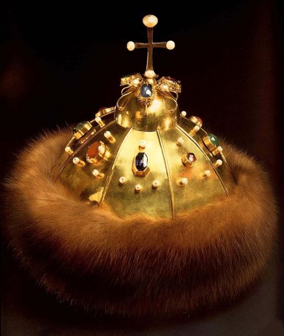 Kruunu, Kremlin työpajat, 1682 (kulta, soopeli ja jalokivet) tekijältä Russian School