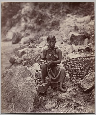Lepcha Woman (number 1908) tekijältä Samuel Bourne