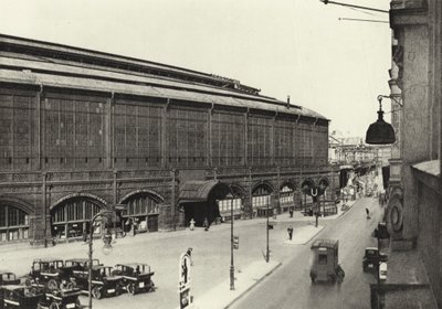 Berliini: Bahnhof Friedrichstrasse; Station Friedrichstrasse (m/w kuva) tekijältä Sasha Stone