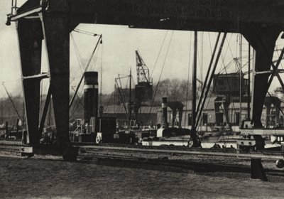 Berliini: Westhafen; Länsisatama (m/w kuva) tekijältä Sasha Stone