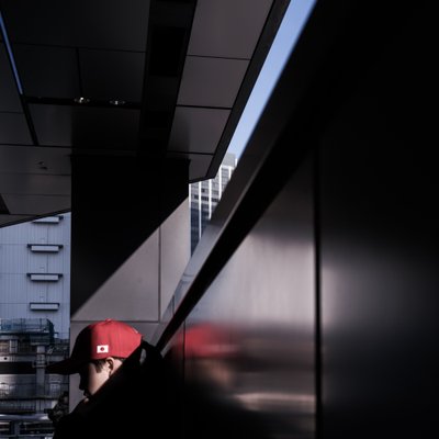 Red Cap Urban Geometry tekijältä Satoshi Hata