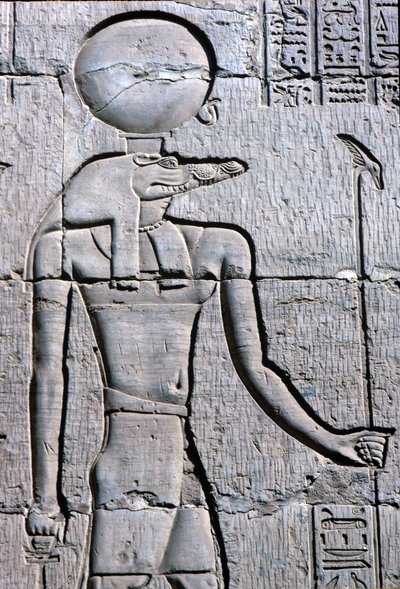 Muinainen Egypti, seinämaalaus/veistos, Sebek kantaa ankhia tekijältä School Egyptian