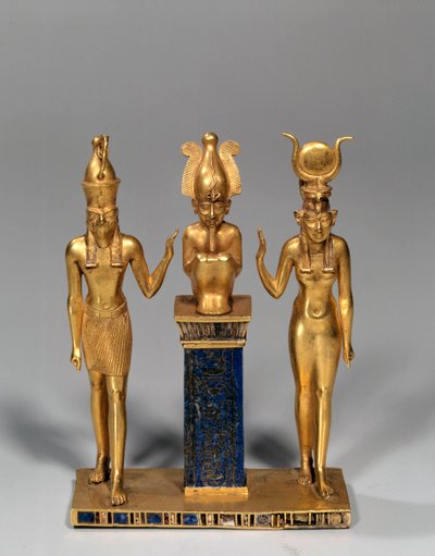 Egyptiläinen antiikki: Osirian kolmikko Osorkonin nimessä (Osiriksen ympärillä Isis ja Horus. Kultariipus ja lapis lazuli (lapis lazuli). 22. dynastia, matala aika. Pariisi, Louvre-museo tekijältä School Egyptian