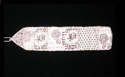Vaimo, 1700-luvun loppu tai 1800-luvun alku (puuvillaa, painettu painokuvio). tekijältä School English