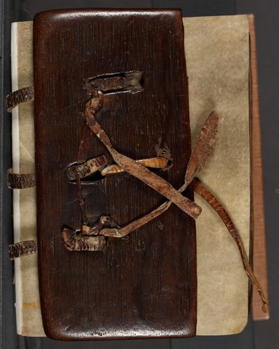 MS CCC 282 Corpus Irish Missal Book Binding, n. 1120-30 (tammi, nahka ja peruna) tekijältä School Irish