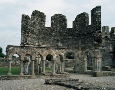 Mellifont Abbey sijaitsee lähellä Droghedaa tekijältä School Irish