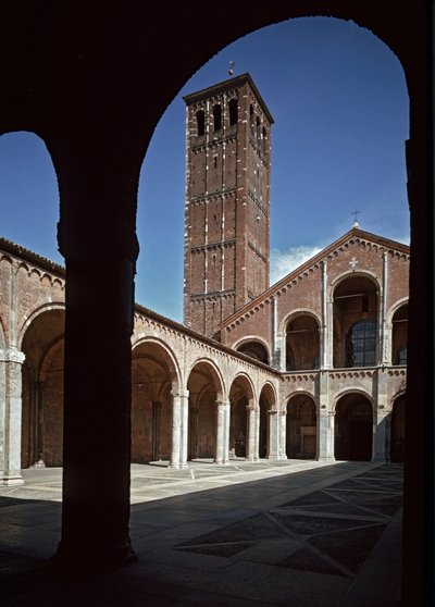 Näkymä Pyhän Ambroseuksen basilikalle Milanossa, 379-387 (Basilica St Ambrose Milanossa) (Basilica Sant