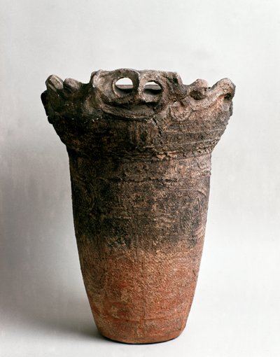 Suuri terrakottamaljakko Fukushimasta, Jomonin ajalta 1500-1000-luvulta eKr tekijältä Japanese School