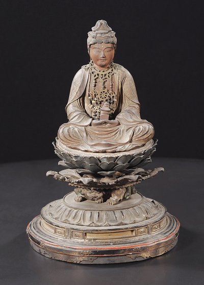 Istuva Miroku Bosatsu, Kamakura-kausi (puu, metalli, kultalehti, pigmentti ja vuorikristalli) tekijältä Japanese School