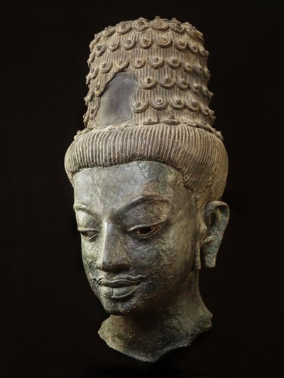 Bodhisattvan jättiläinen pää (pronssi) tekijältä School Thai