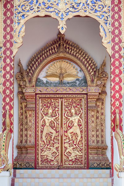Temppelin ovi, Wat Phrathat Doi Suthep tekijältä School Thai