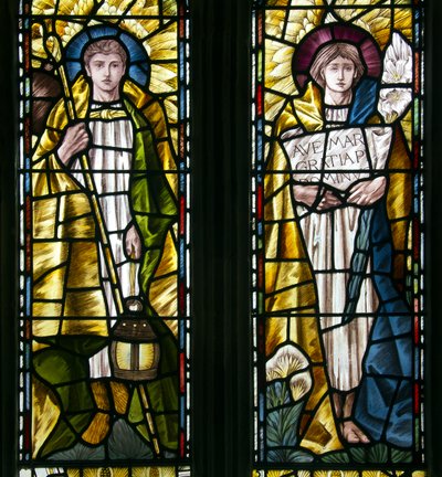 Mortehoe, St Mary, Heaton Butler & Bayne, Selwyn Image, Archangels St Raphael & St Gabriel, n. 1890 tekijältä Selwyn Image Selwyn Image
