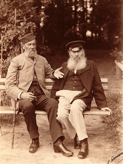 Runoilijat Jakov Petrovitš Polonski (Iakov Petrovitš Polonski) (1819-1898) ja Afanassi Afanasjevitš Fet (Foeth) (Afanassi Afanassievitch Chenchine) (1820-1892). Albumin Kuva: Sergei Dmitrievich Botkin (1869-1945) tekijältä Sergei Dmitrievich Botkin