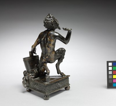 Kneeling Satyr, n. 1520 (pronssi) tekijältä Severo da Ravenna