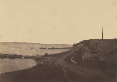 East Riverin kapeikot tekijältä Silas A. Holmes