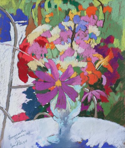 Kukkia terassilla 3, 2001 (pastelli) tekijältä Simon Fletcher