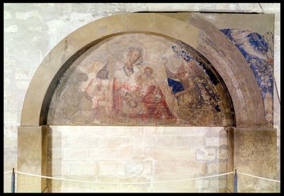 Tympanumi, joka esittää Nöyryyden Neitsyen ja Kristus-lapsen enkelien ympäröimänä, 1341 tekijältä Simone Martini