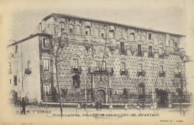 Palacio del Infantado, Gudalajara, Espanja (s/w valokuva) tekijältä Spanish Photographer