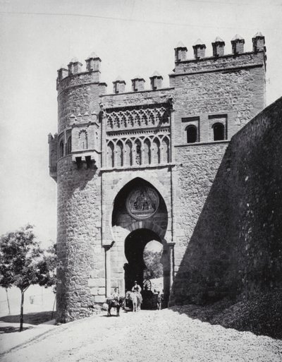 Puerta Del Sol, Toledo (s/w valokuva) tekijältä Spanish Photographer