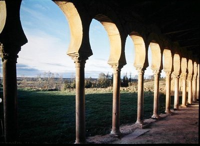 San Miguel de Escaladan kirkko, perustettu vuonna 913. tekijältä Spanish School