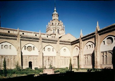 Näkymä luostarille, rakennettu 1504-29 tekijältä Spanish School