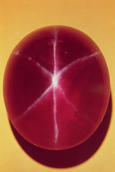 Rosser Reeves Star Ruby (rubiini) tekijältä Sri Lankan School