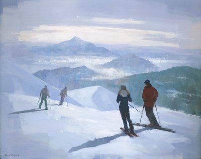 Hiihtäjiä lumisilla vuorenhuipuilla tekijältä Steve Mitchell