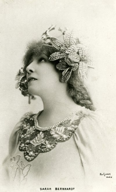 Henriette Rosine Bernard eli Sarah Bernhardt (1844-1923) "Kaukaisena prinsessana", Edmond Rostandin näytelmä (m/v kuva) tekijältä Studio Reutlinger