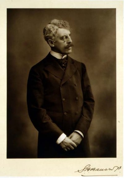 Sir Squire Bancroft (1841-1926), näyttelijä ja teatterijohtaja, muotokuva (m/w valokuva) tekijältä Studio Walery