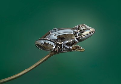 Metallinen steampunk-sammakko tekijältä Sulaiman Almawash