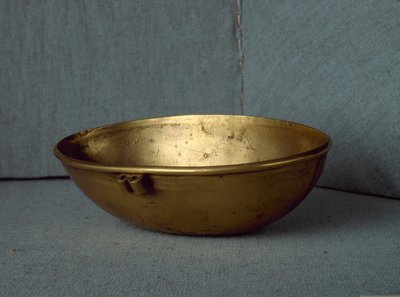 Sumerilainen sivilisaatio: soikea kuppi kultaa. Himmeä. 15 cm Bagdad, Irakin kansallinen museo tekijältä Sumerian Sumerian