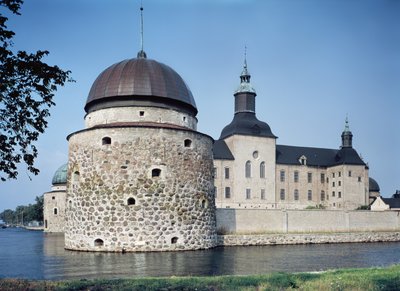 Näkymä vuonna 1545 rakennetulle Vadstenan linnalle tekijältä Swedish School