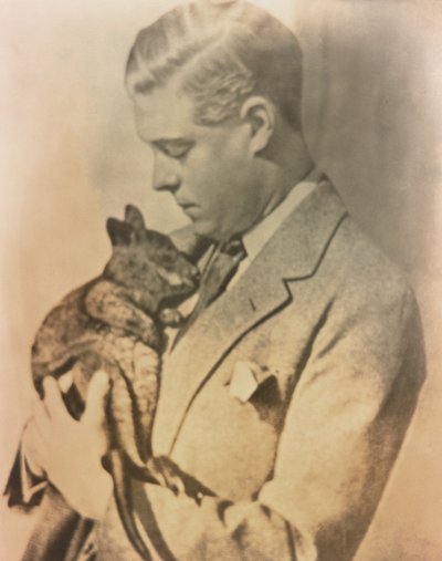Edward, Walesin prinssi tekijältä T. Paul Fisher