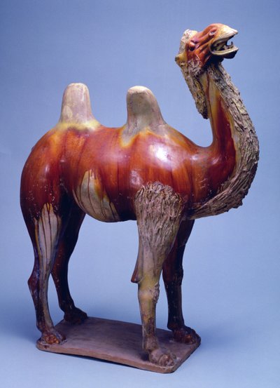 Kameli, Tang-dynastia (monivärinen lasitettu keramiikka) tekijältä Tang Dynasty Chinese School