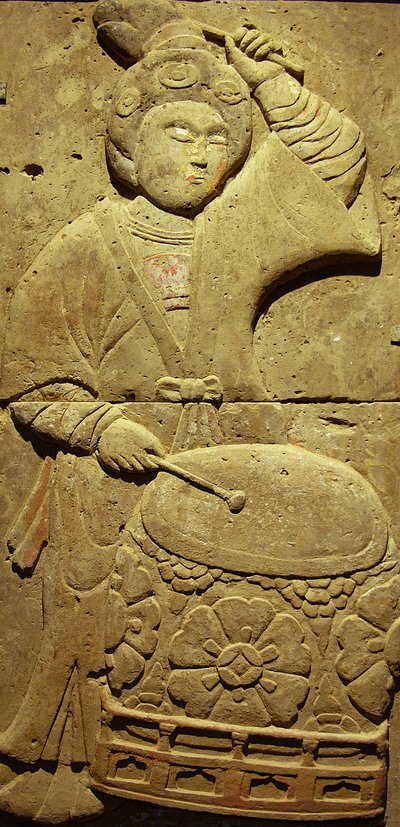 Stele, joka kuvaa muusikkoa (terrakotta) tekijältä Tang Dynasty Chinese School