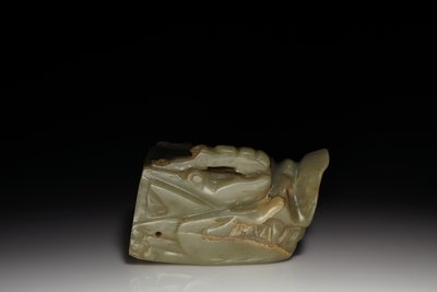 Junkunc Jade Dragon Head (jade) tekijältä Tang Dynasty Chinese School