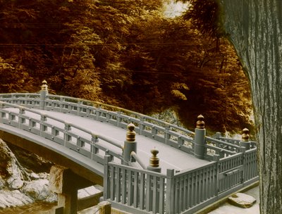 Shinkyo (pyhä silta) Nikon kaupungissa, noin 1900-1915 (valokuva). tekijältä Teijiro Takagi