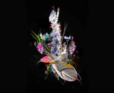 Bouquet II, 2017 (sekoitettu media kankaalle) tekijältä Teis Albers
