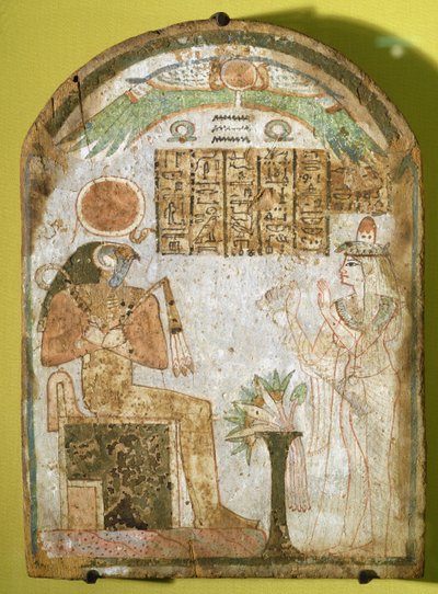 Stela, joka kuvaa Tachenesta rukoilemassa Re-Horakhtyn jumalan edessä, 900 eKr. (maalattu puu) tekijältä Third Intermediate Period Egyptian