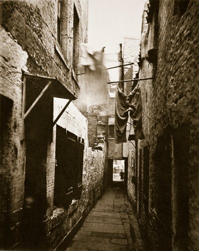 Close, 101 High Street, Glasgow, n. 1878 tekijältä Thomas Annan