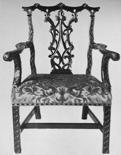 Kiinalainen Chippendale-kyynärtuoli istuimella nykyaikaisessa käsityössä, 1700-luvun puoliväli, 1928 tekijältä Thomas Chippendale