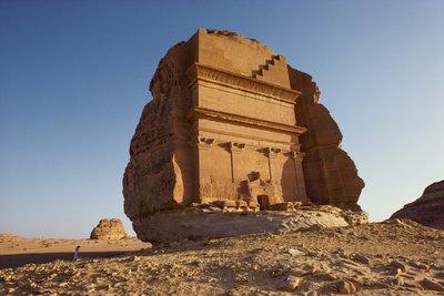 Nabatealaisten raunioiden fragmentti Madaâ™in Salihin eli Al-Hijrin eli Hegran arkeologisessa paikassa, joka on... tekijältä Thomas J. Abercrombie
